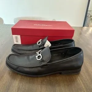 Mens Leather Loafer with Reversible Gancini Ornament
Chris Salvatore Ferragamo Salvatore Ferragamo | Shoes | Ferragamo Mens Leather Chris  main image 4
